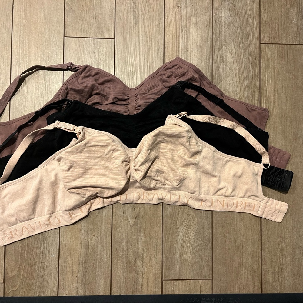 3 Sublime® Hands-Free Pumping & Nursing Bra - Busty Large
